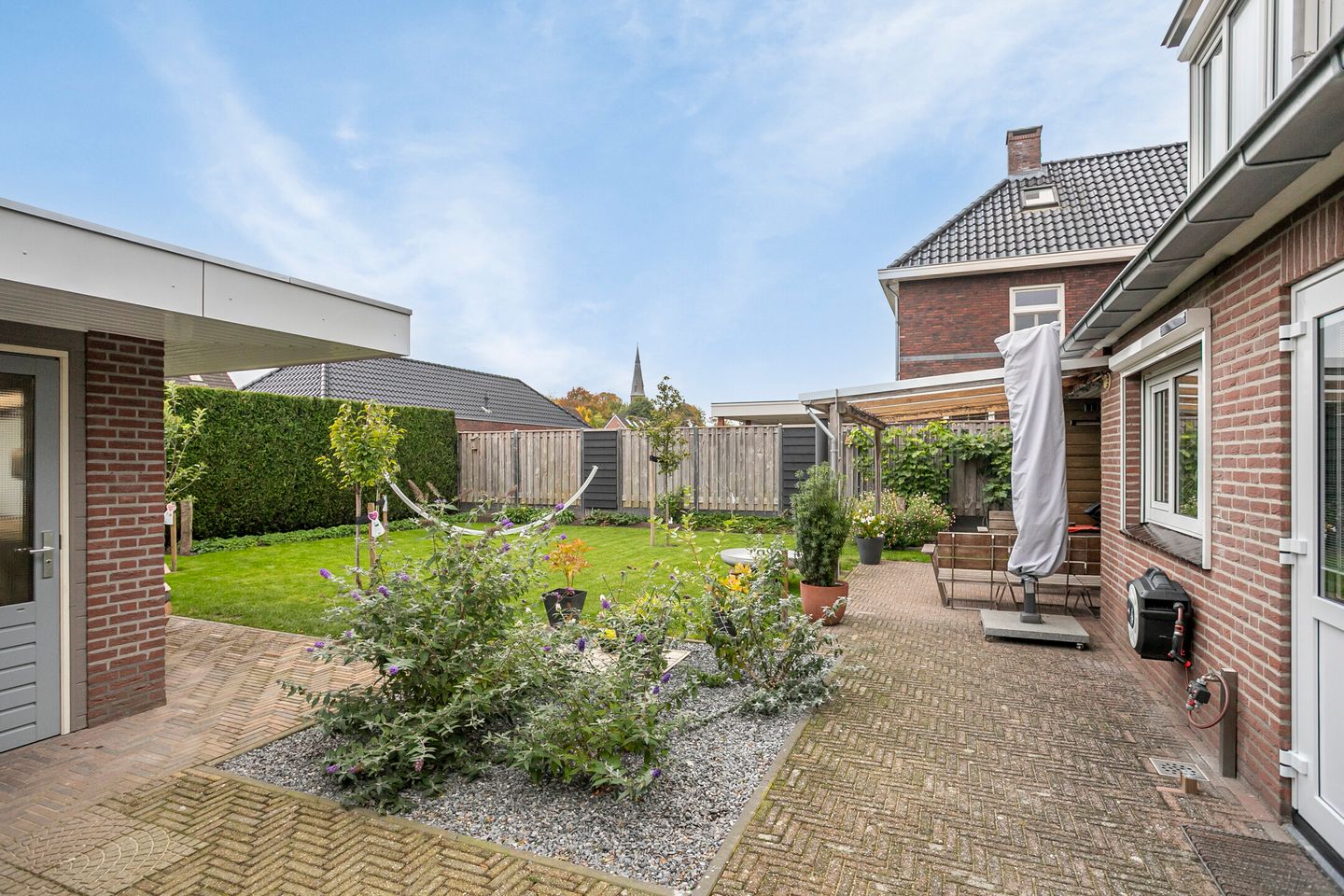 Foto 50 van Hoogeindsestraat 12