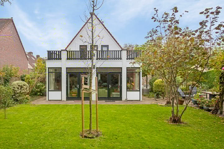 Photo 27 of Hoge Rijndijk 24