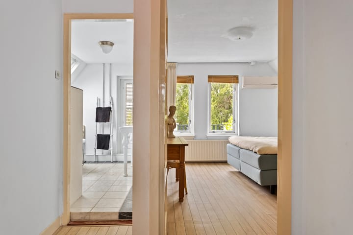 Photo 32 of Hoge Rijndijk 24