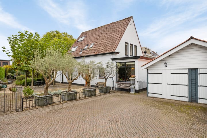 Photo 49 of Hoge Rijndijk 24