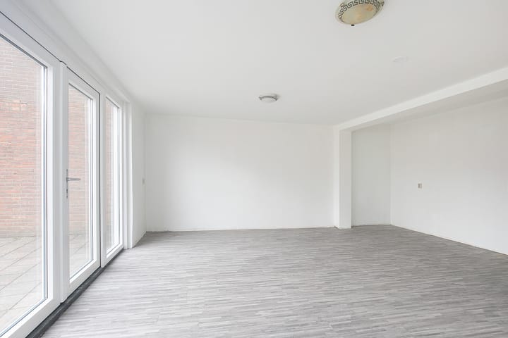 Photo 5 of Schoolstraat 7