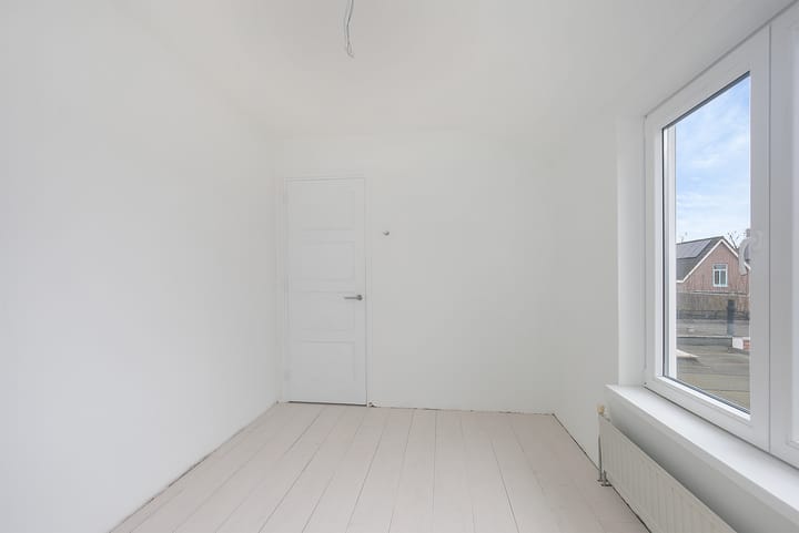 Photo 24 of Schoolstraat 7