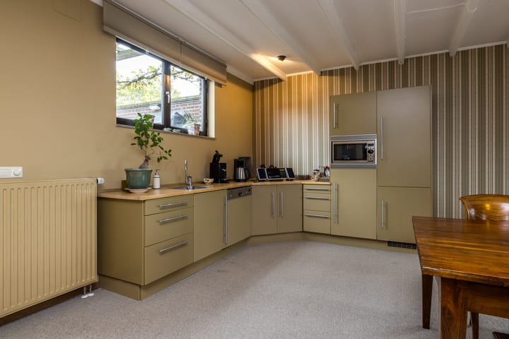 Foto 73 van Dorpsstraat 13-A