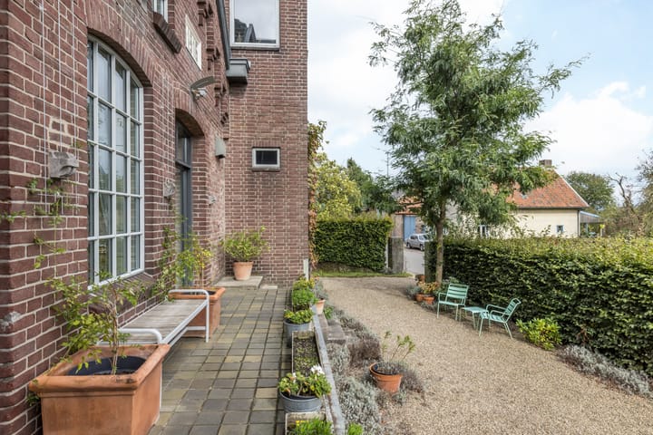 Foto 90 van Dorpsstraat 13-A