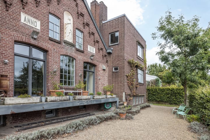 Foto 92 van Dorpsstraat 13-A