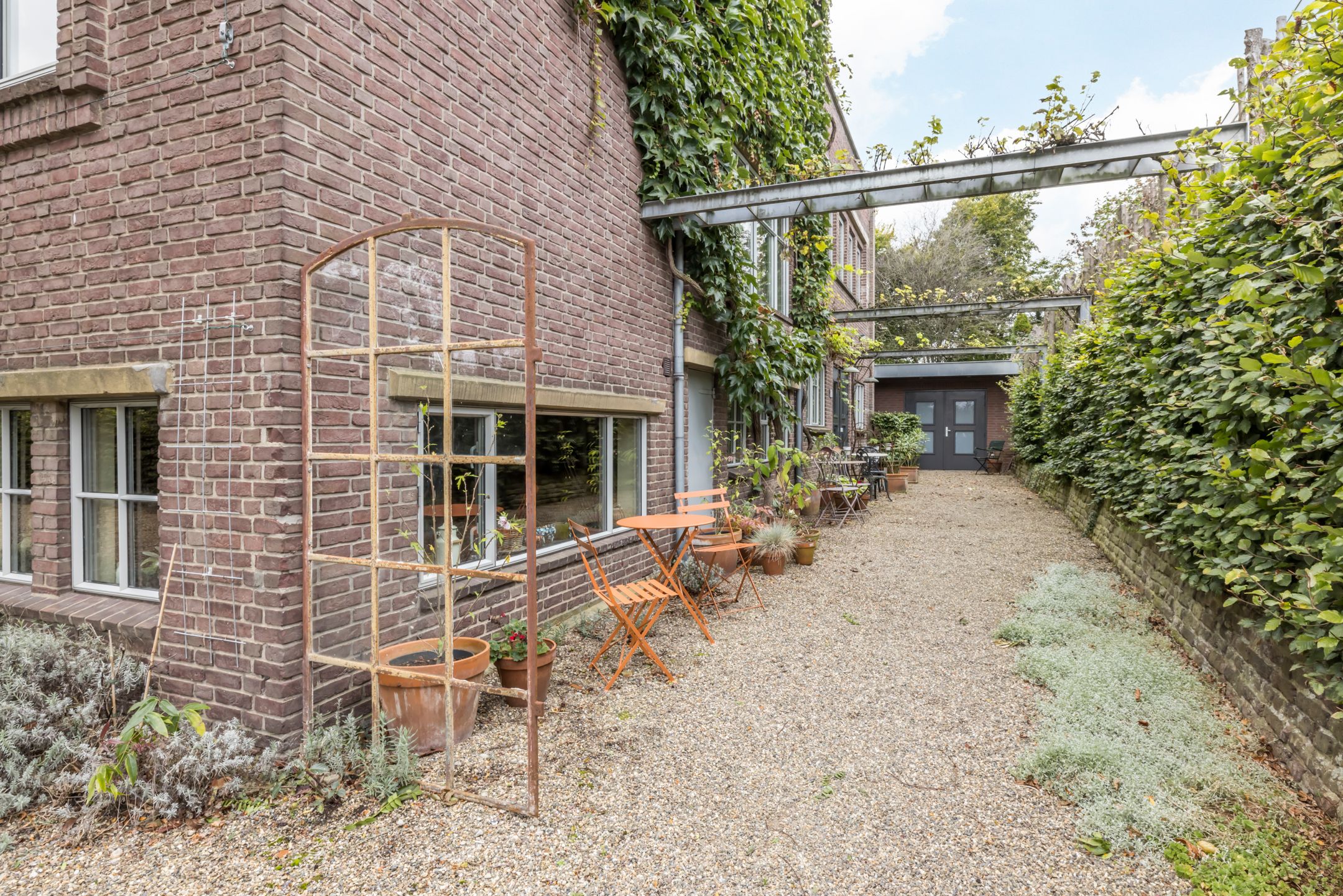 Foto 93 van Dorpsstraat 13-A