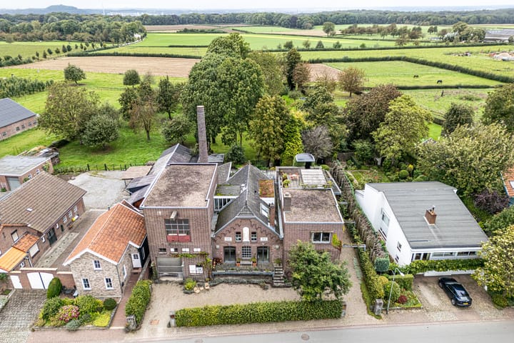 Foto 100 van Dorpsstraat 13-A