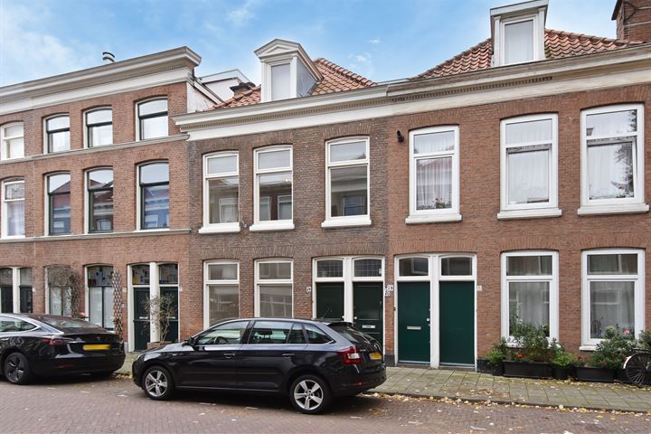 Bekijk foto van Helmersstraat 74