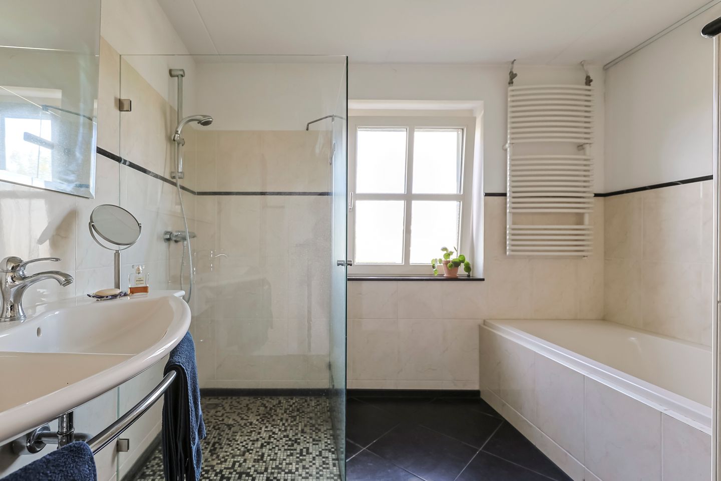 Foto 49 van Charlotte van Pallandtlaan 59