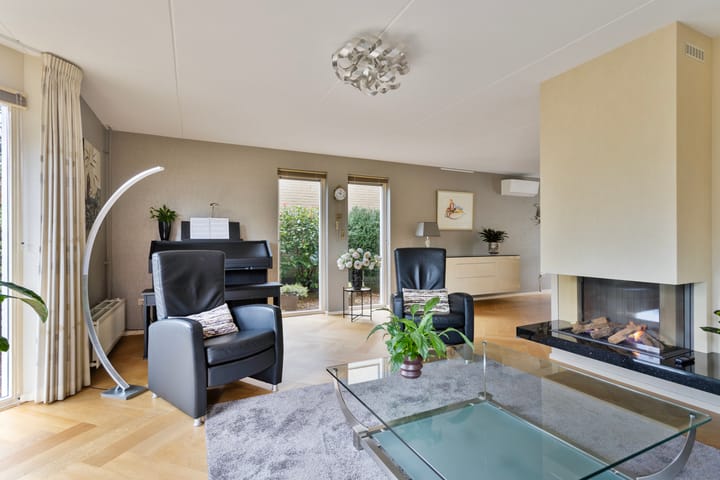 Foto 2 van Veldekster 1-B