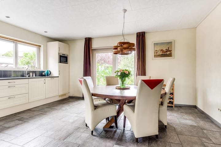 Foto 5 van Zittend 13