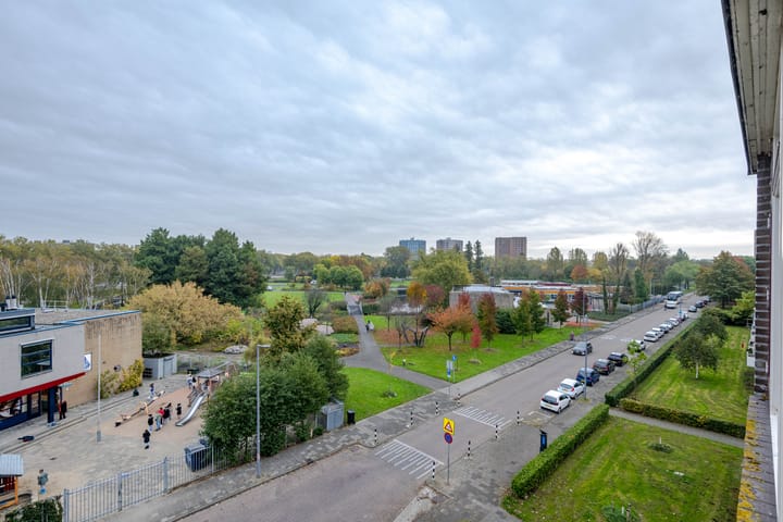 Foto 17 van Menno ter Braakstraat 132