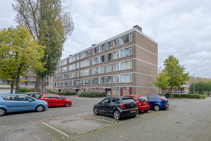 Foto 23 van Menno ter Braakstraat 132