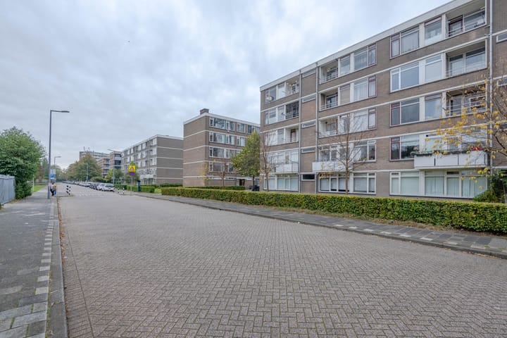 Foto 24 van Menno ter Braakstraat 132