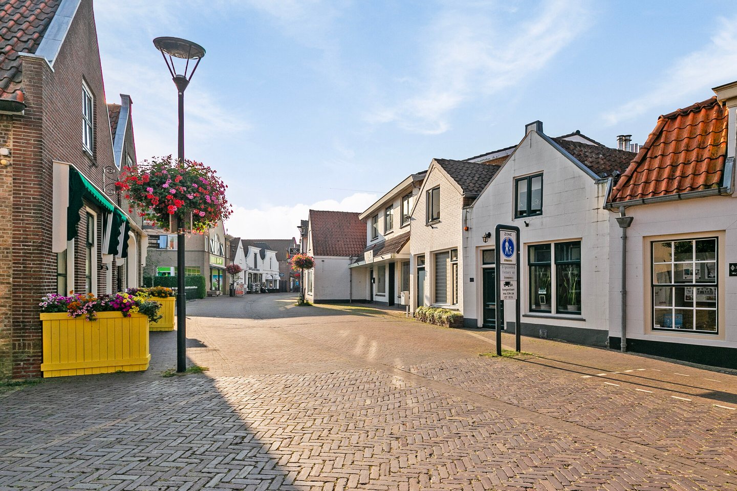 Bekijk foto 1 van Kerkstraat 45