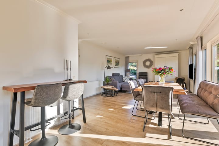 Foto 15 van Zuiderdwarsdijk 72