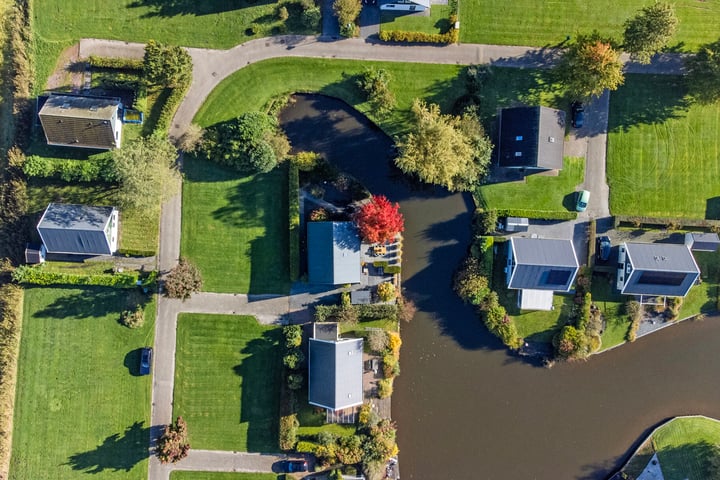 Bekijk foto 41 van Zuiderdwarsdijk 72