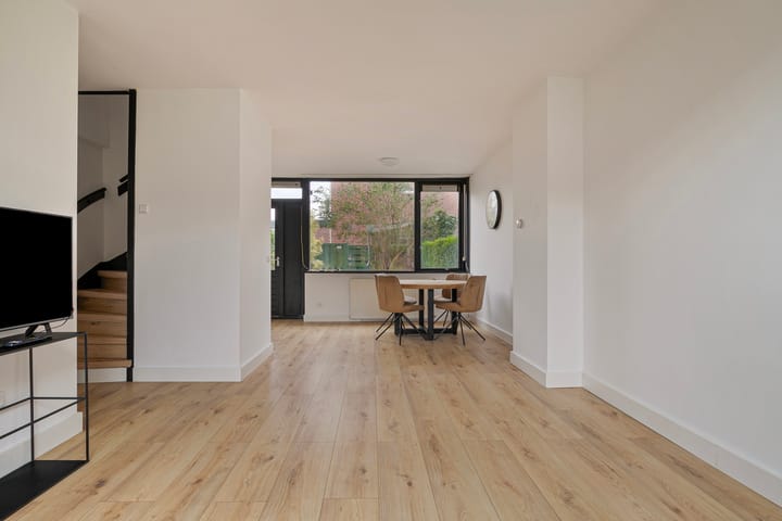 Foto 9 van van Alkemadelaan 65