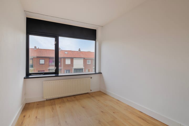 Foto 18 van van Alkemadelaan 65