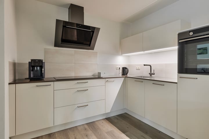 Photo 7 of Veenhof 2214