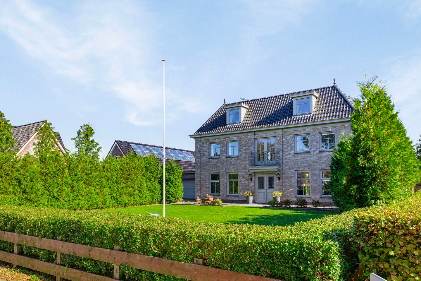 Photo 1 of Ganker 104-B