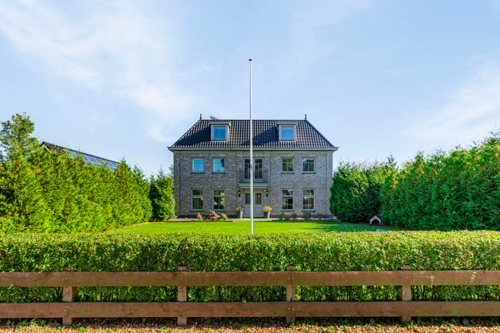 Photo 10 of Ganker 104-B