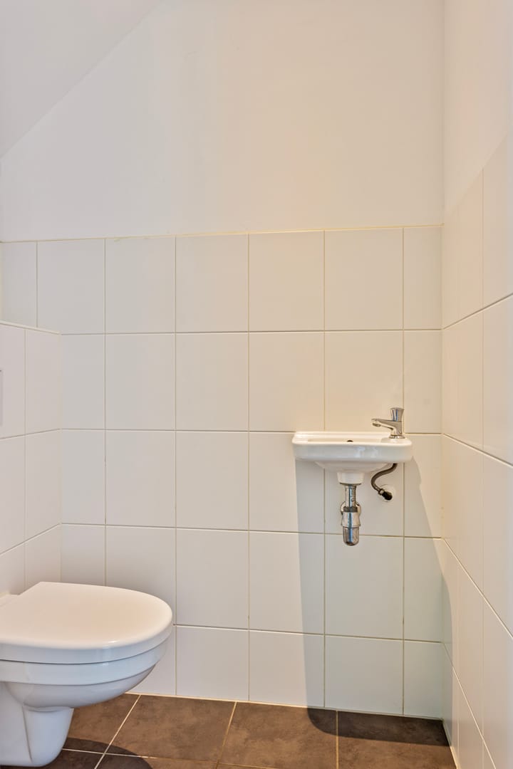 Photo 14 of Ganker 104-B