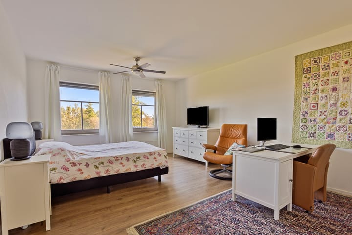 Photo 30 of Ganker 104-B