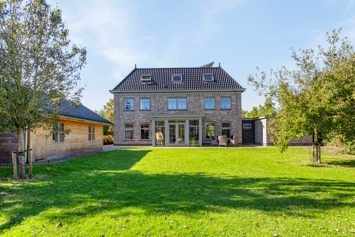 Photo 50 of Ganker 104-B