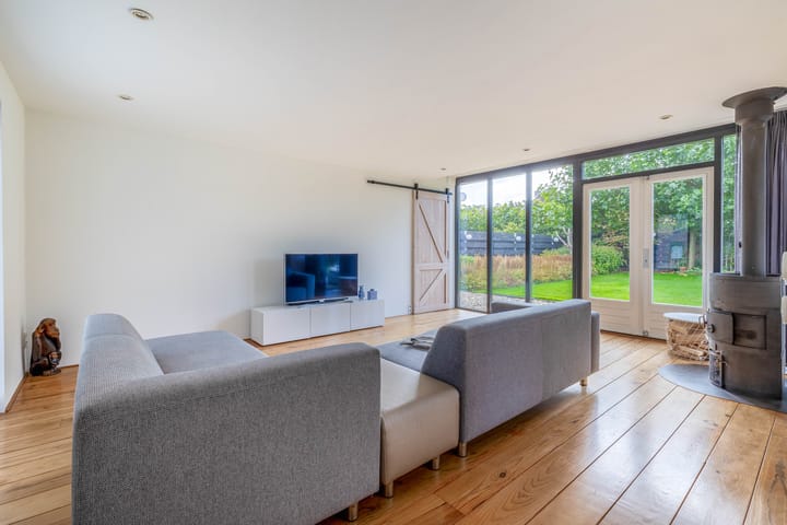 Foto 9 van Hooiland 56