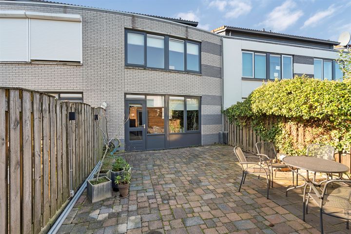 View photo 23 of Wim Sonneveldstraat 39