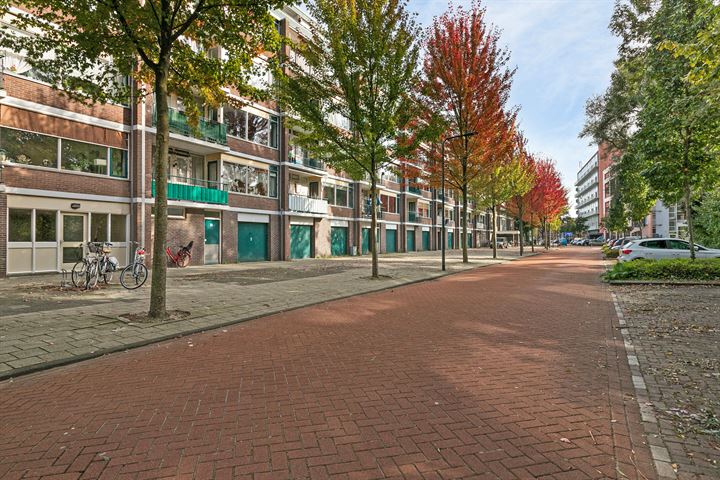 Bekijk foto 35 van Opaalstraat 225