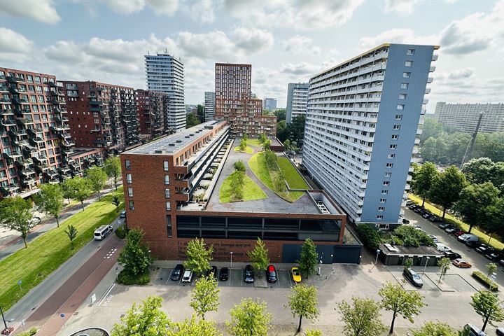 Bekijk foto 19 van Aart van der Leeuwlaan 139