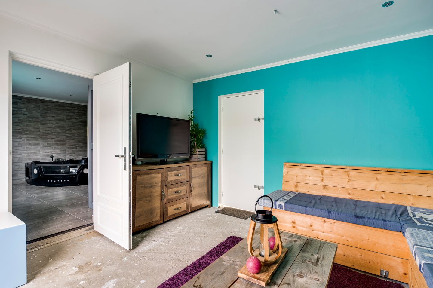 Foto 19 van van der Renneweg 26