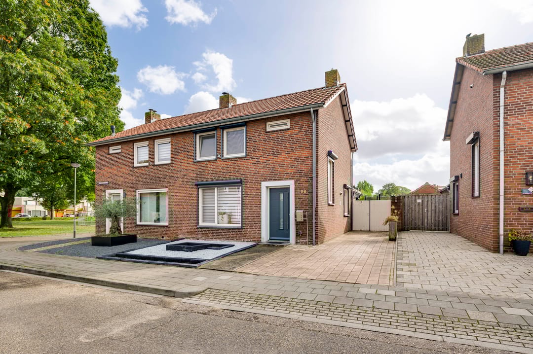 Foto 31 van van der Renneweg 26