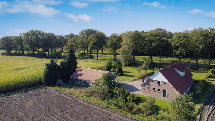 Photo 3 of Oranjekanaal N.Z. 24