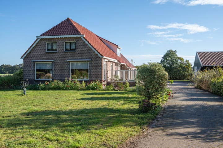 Photo 4 of Oranjekanaal N.Z. 24