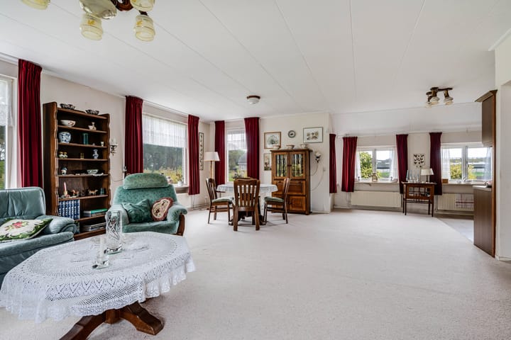 Photo 5 of Oranjekanaal N.Z. 24