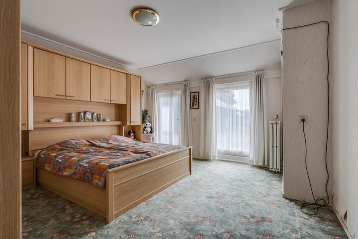 Photo 18 of Oranjekanaal N.Z. 24