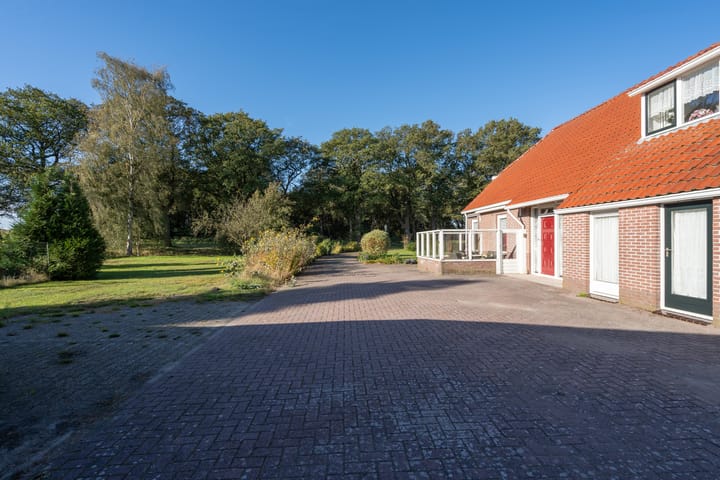 Photo 43 of Oranjekanaal N.Z. 24