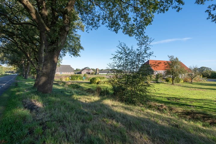 Photo 53 of Oranjekanaal N.Z. 24