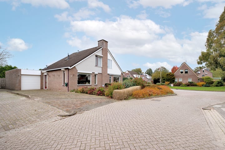 View photo 1 of Veenakker 17