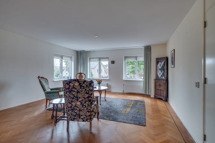 Foto 7 van Ruurloseweg 1-A