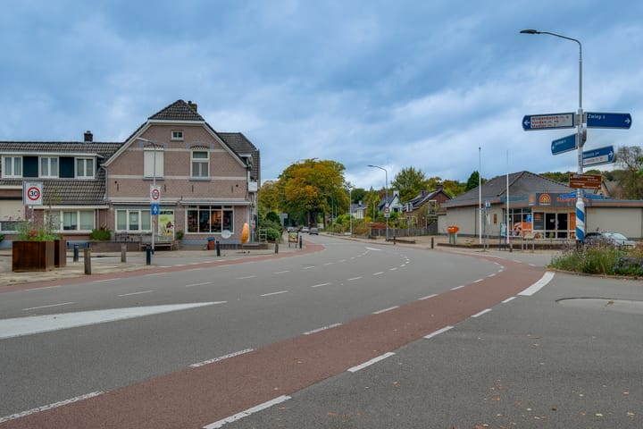 Foto 26 van Ruurloseweg 1-A