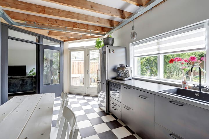 Foto 9 van F.J. Ebbensstraat 18