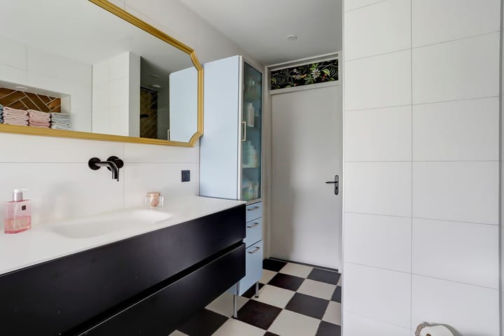 Foto 38 van F.J. Ebbensstraat 18