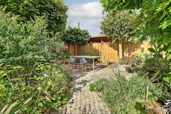 Foto 45 van F.J. Ebbensstraat 18