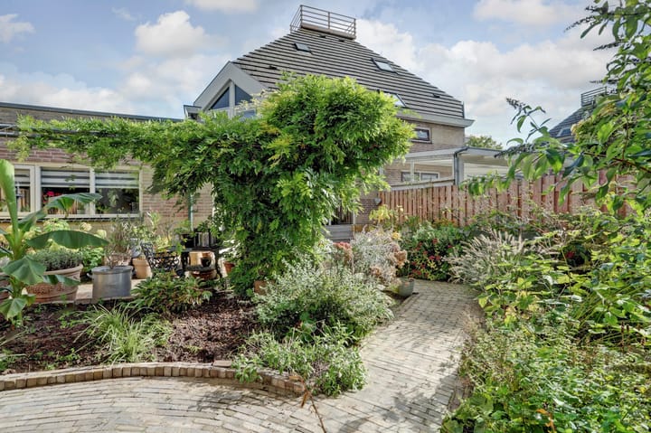 Foto 49 van F.J. Ebbensstraat 18