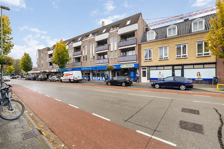 View photo 2 of Rietvinkstraat 7