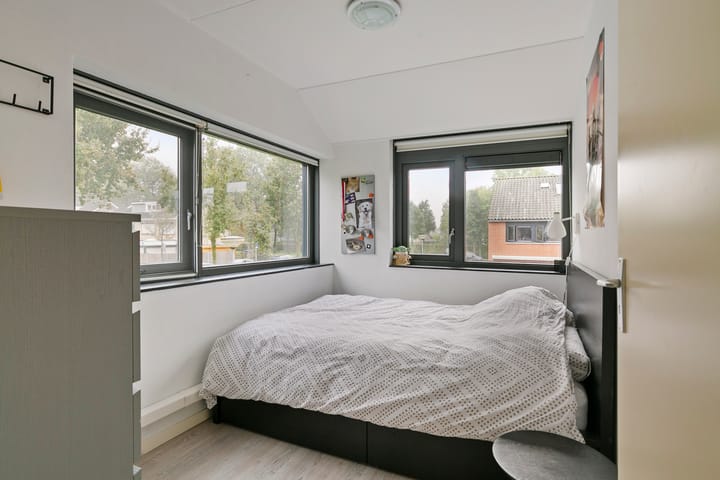 Foto 24 van Bretagnesingel 158